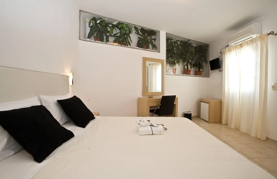 Zannis Hotel-1